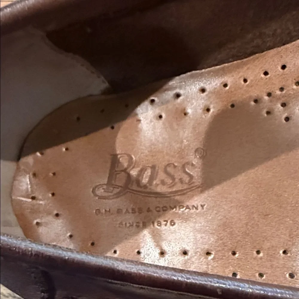 Bass Men's Tan Leather Slip-On Loafers